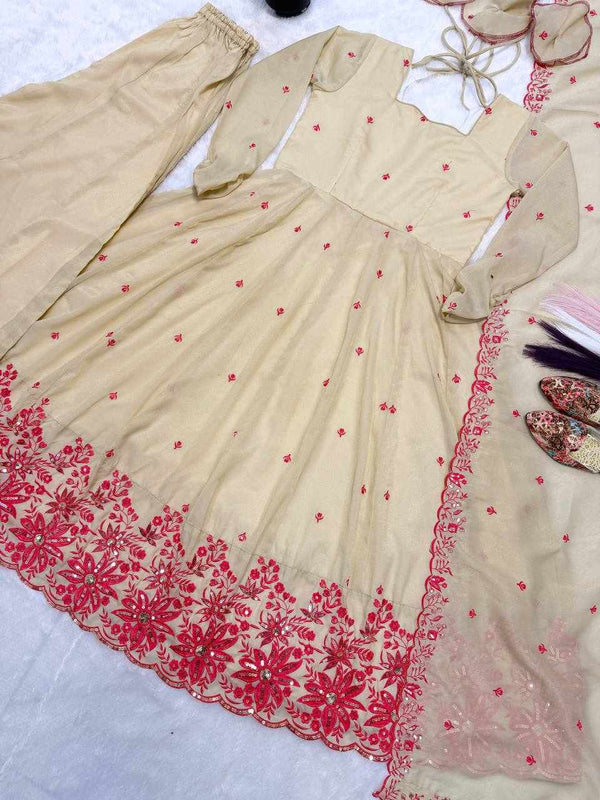 Petal Pearl Suit Set
