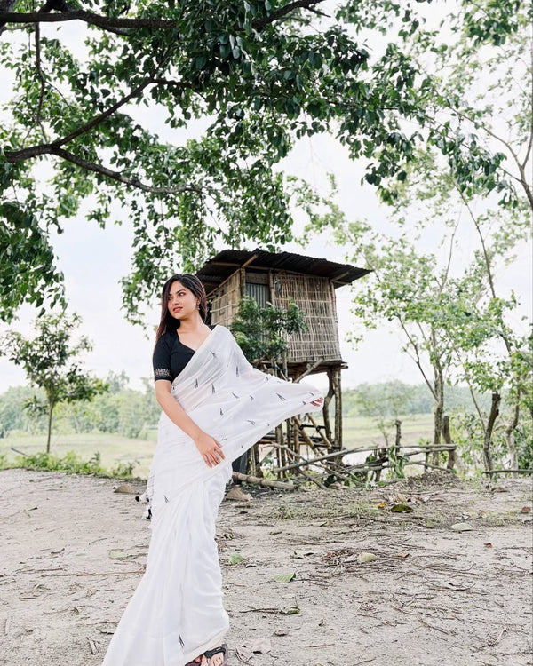 White Linen Printed Saree for Women | Minimal Black Motif Printed Saree