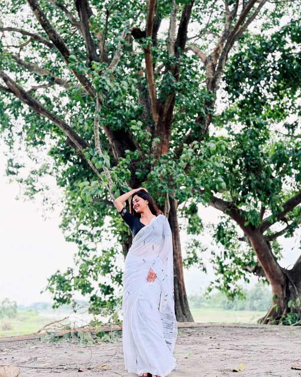 White Linen Printed Saree for Women | Minimal Black Motif Printed Saree