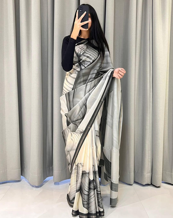 Mul Cotton Abstract Printed Saree for Women | Black & White Lightweight Cotton Saree