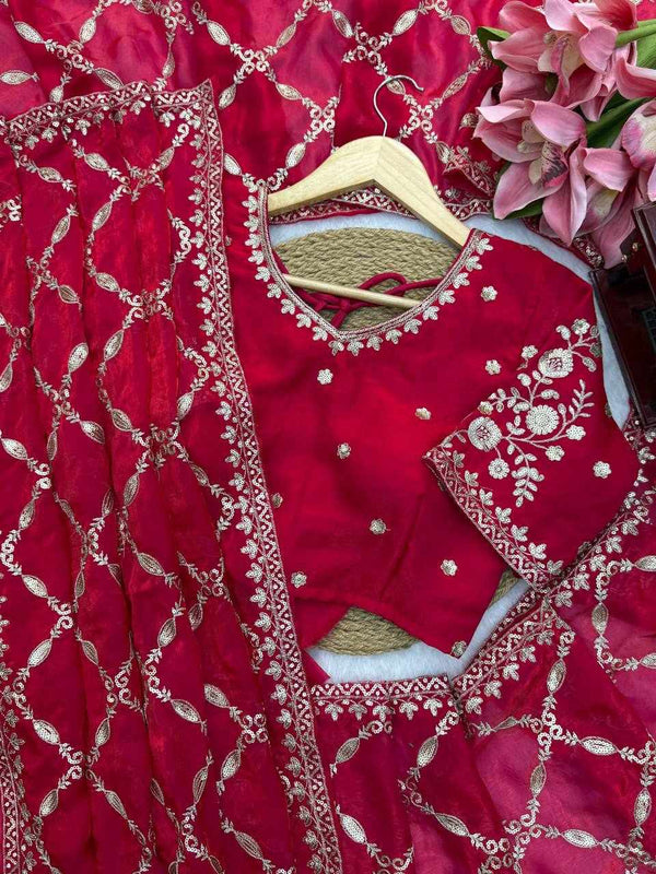 Zarina Crimson Saree